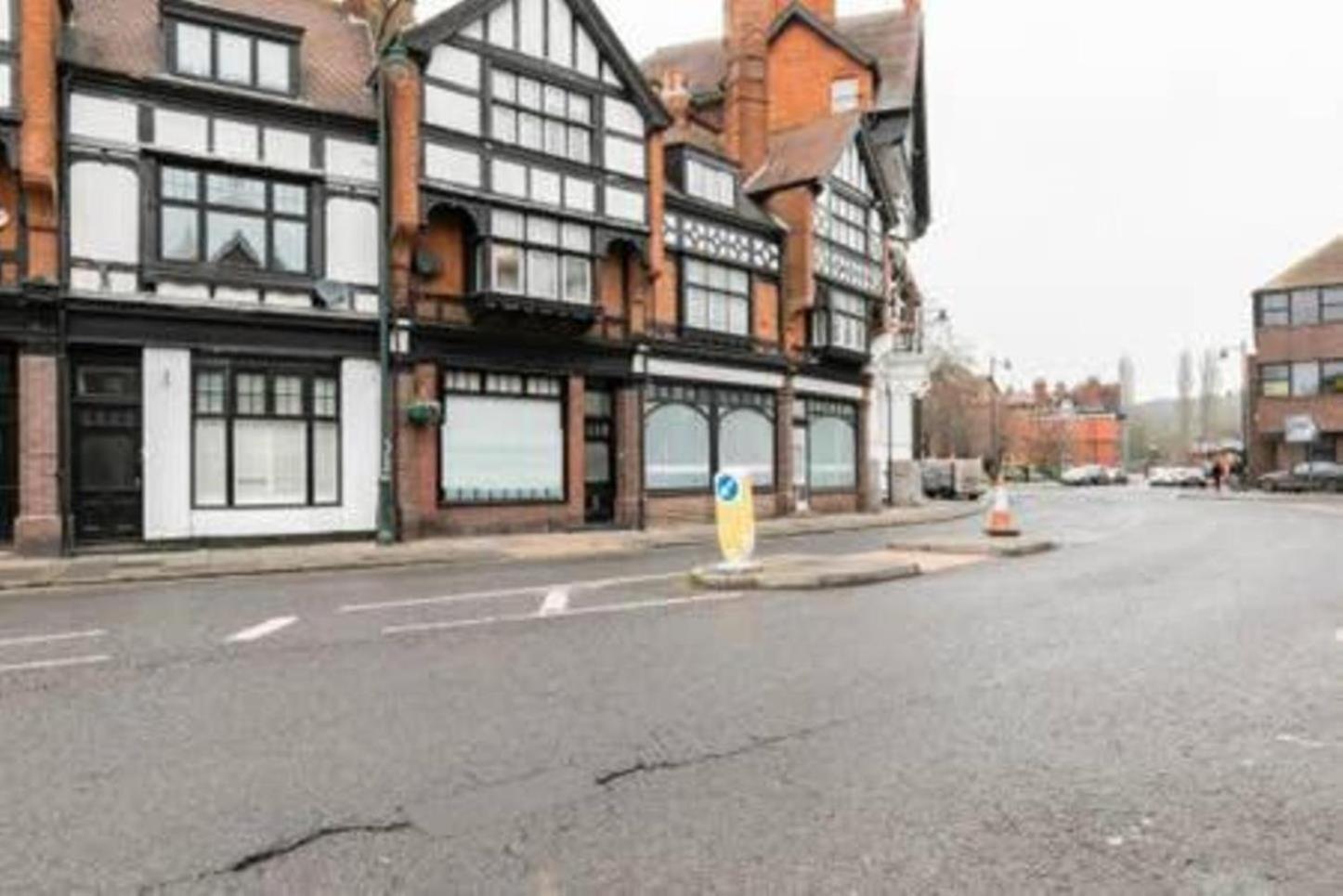 Deluxe Three Bed Bnb In Henley-On-Thames Near Station River & Town Centre ภายนอก รูปภาพ