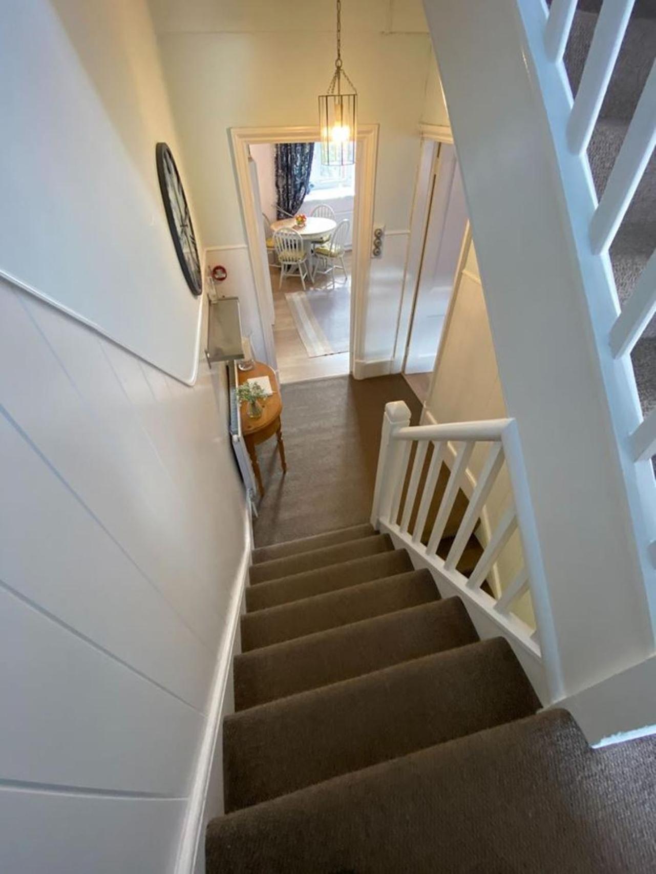 Deluxe Three Bed Bnb In Henley-On-Thames Near Station River & Town Centre ภายนอก รูปภาพ